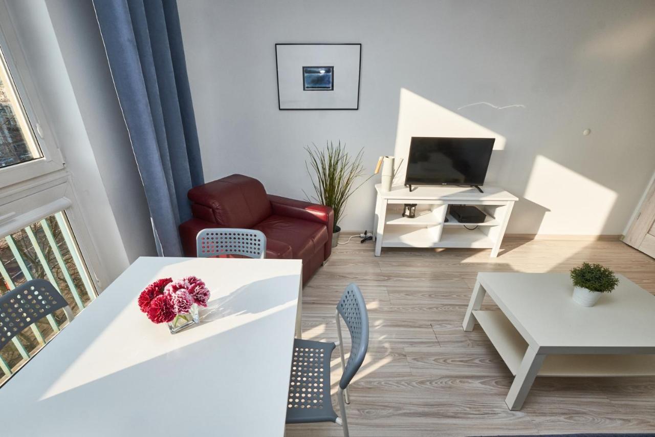Noctis Apartment Senatorska Warszawa Exteriör bild