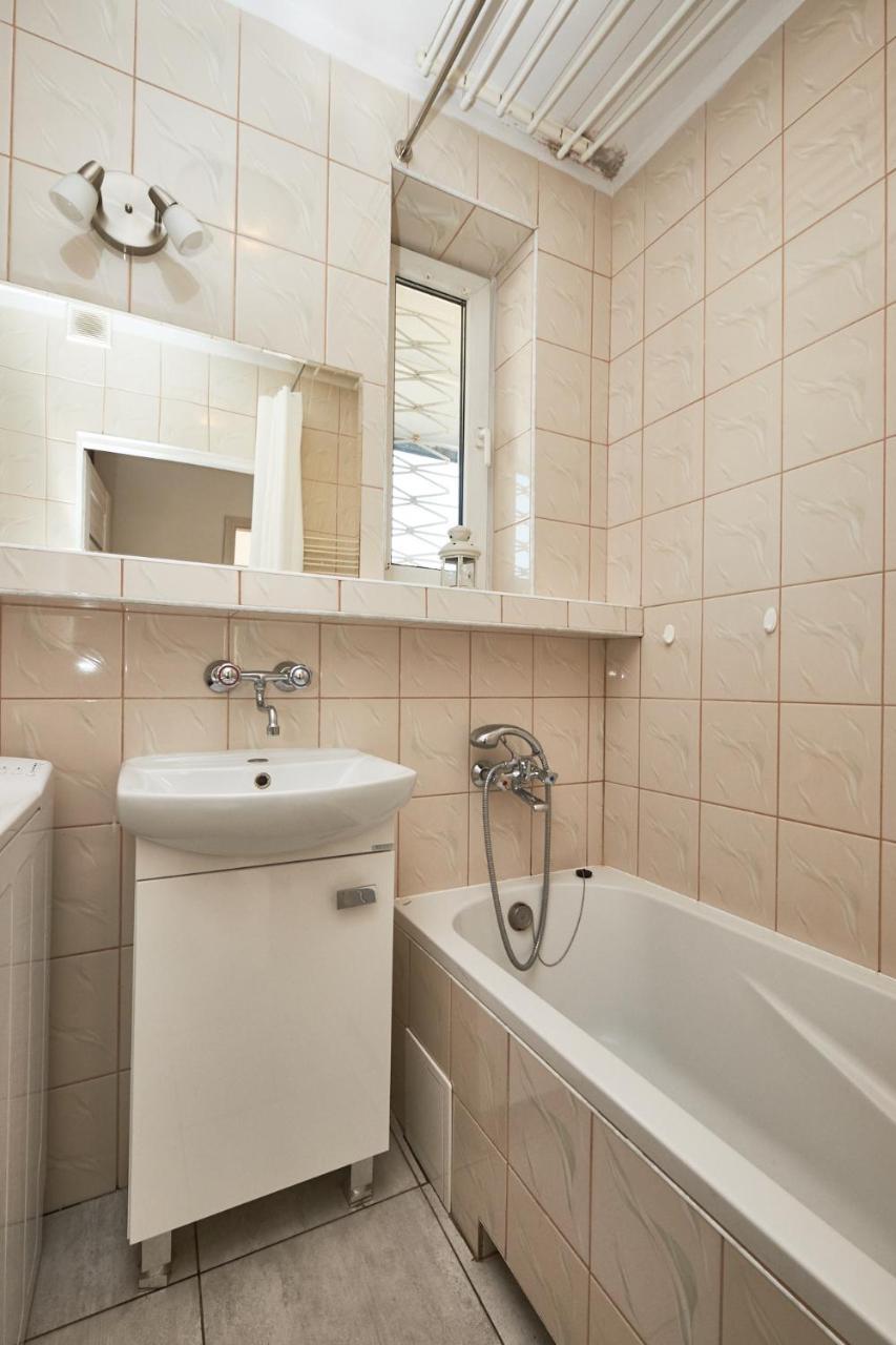 Noctis Apartment Senatorska Warszawa Exteriör bild