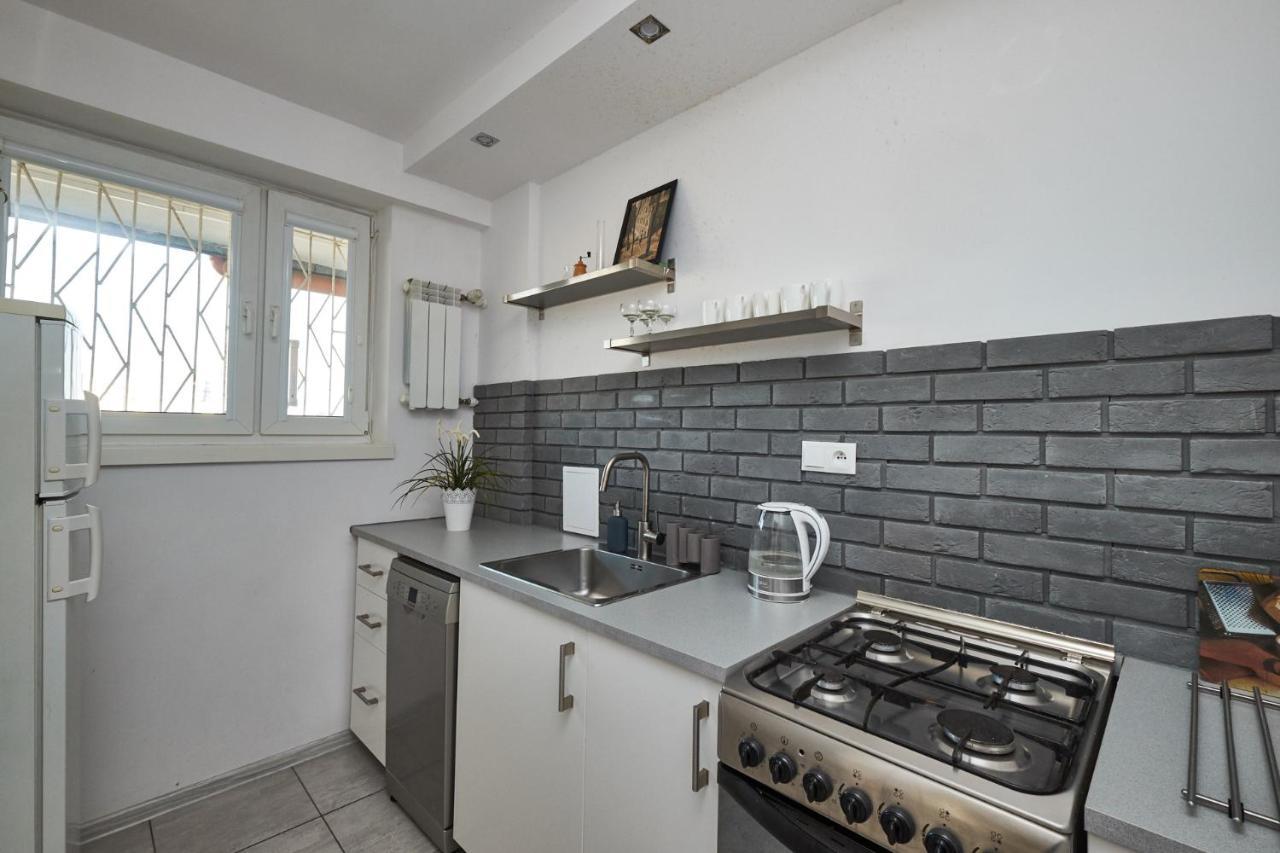 Noctis Apartment Senatorska Warszawa Exteriör bild